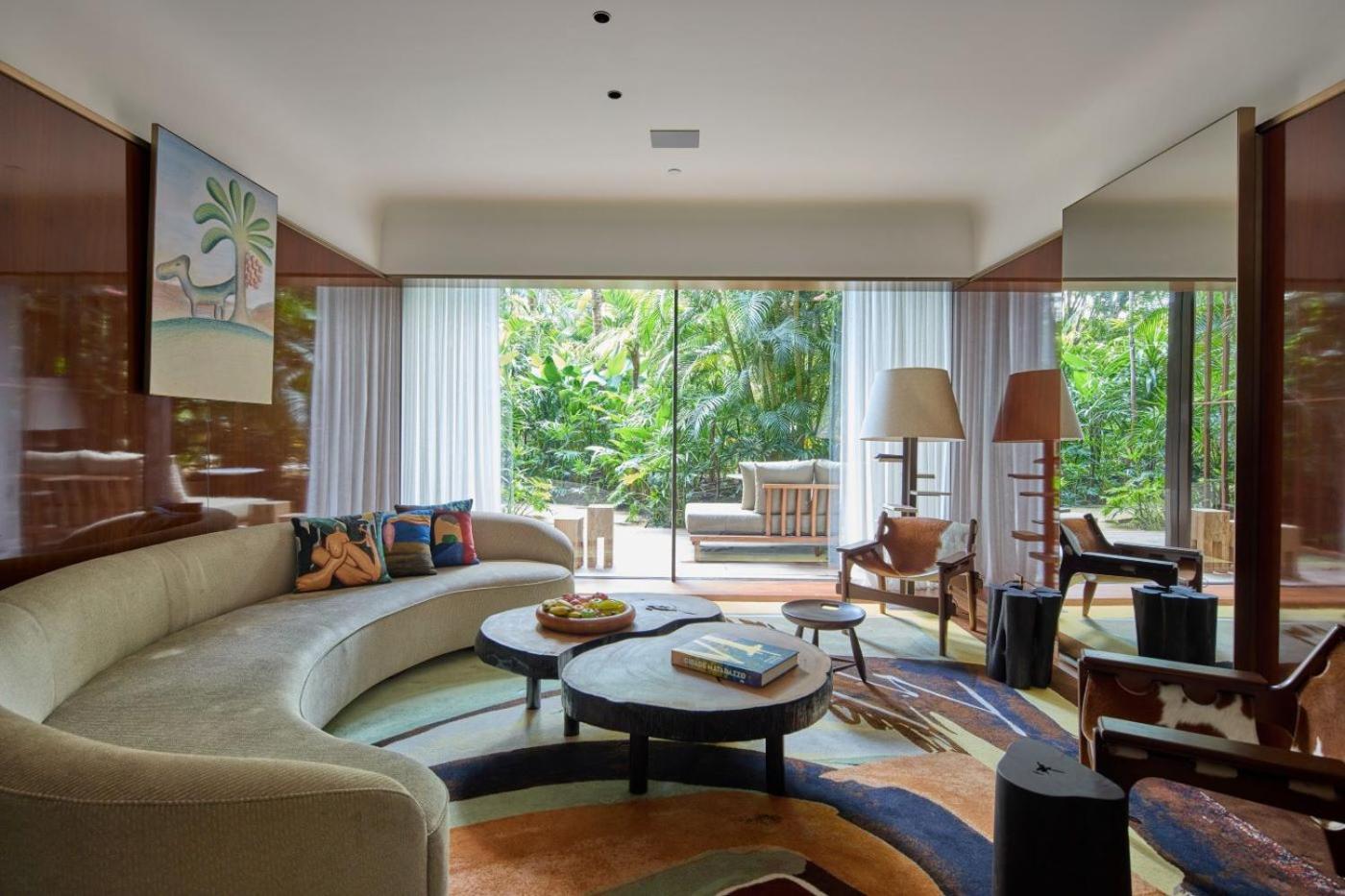מלון Rosewood סאו פאולו מראה חיצוני תמונה The living room of a villa at The Oberoi, Mumbai